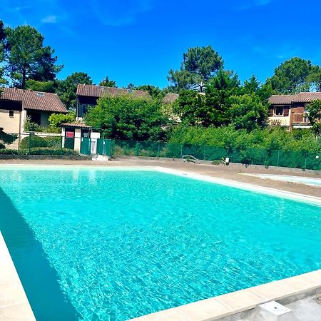 Maison Pour 5, Piscine, Lacanau Ocean Dans Le Golf Villa Luaran gambar